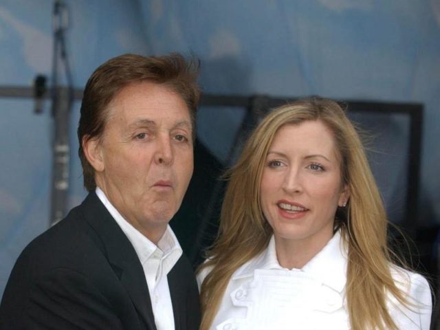 Paul McCartney und Heather Mills - ihre Ehe endet in einem Rosenkrieg. Foto: Rui Viera/dpa