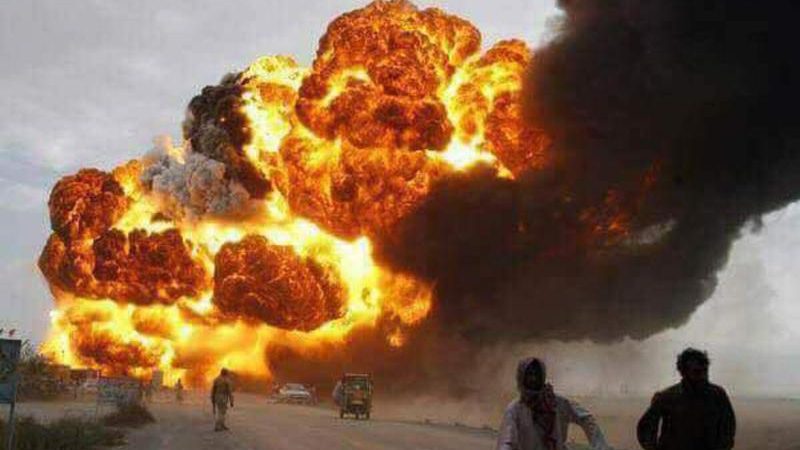 153 Tote nach Tanker-Explosion in Pakistan
