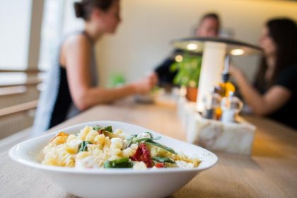 Neue Vapiano-Aktien starten mit Kursplus in den Handel