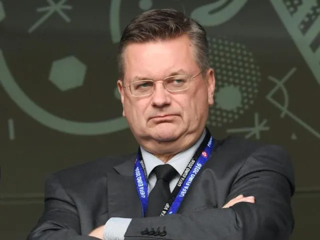 DFB-Präsident Reinhard Grindel verlangt von der FIFA öffentlich nachvollziehbare Entscheidungen bei künftigen WM-Vergaben. Foto: Arne Dedert/dpa