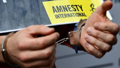 Türkisches Gericht ordnet Haftentlassung des Amnesty-Ehrenvorsitzenden an