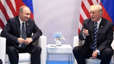 Trump und Putin diskutierten Cybersicherheit – Gegner des US-Präsidenten kritisieren es heftig