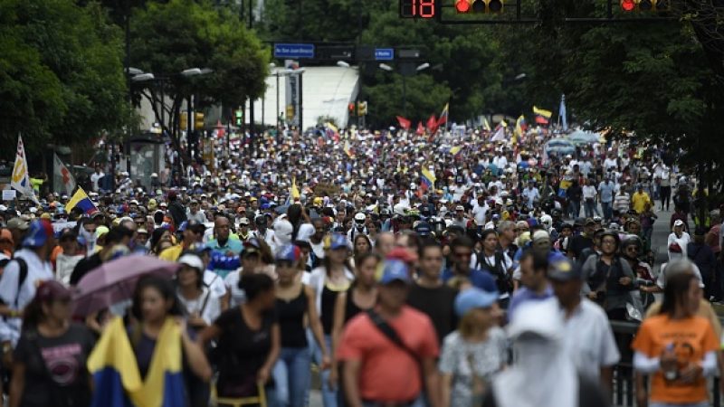 Opposition in Venezuela ruft zu neuem Generalstreik auf + Videos