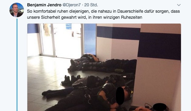 G20: Polizisten mussten am Boden ausruhen – Foto geht viral