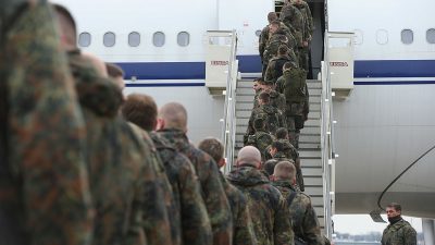 Bundeswehr will Nachwuchsproblem durch höhere Gehälter lösen