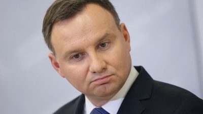 Duda unterzeichnet Gesetz zur umstrittenen Neuregelung des Justizwesens