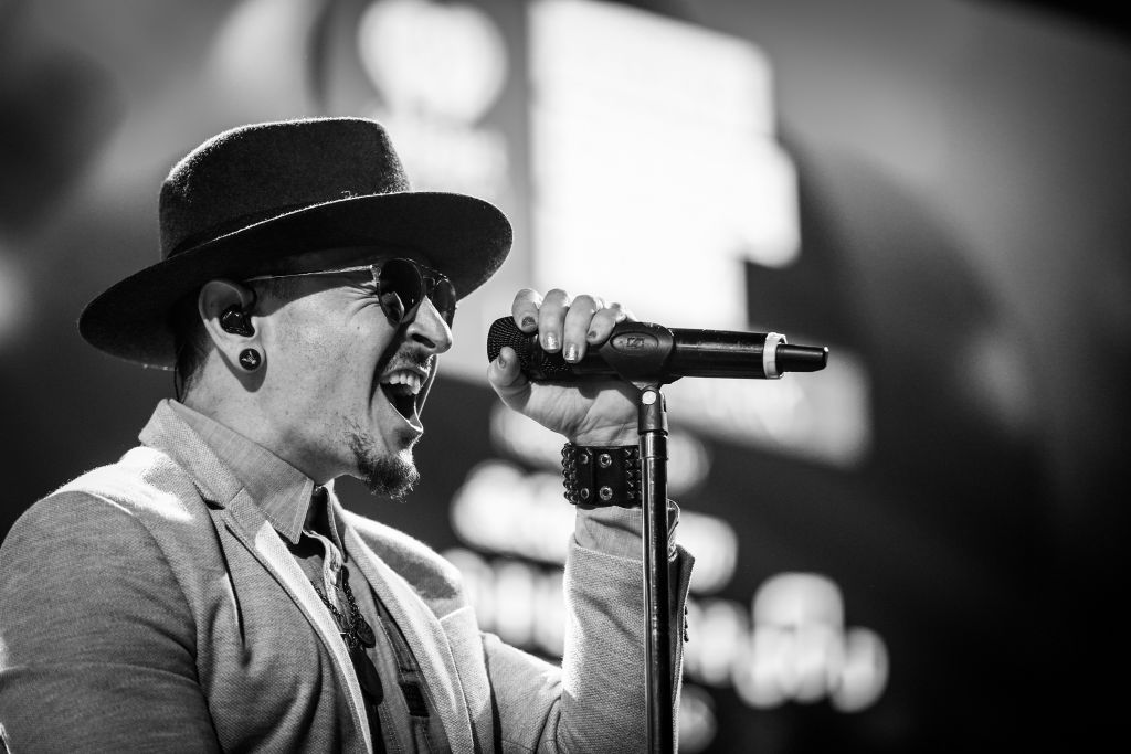 Gerichtsmediziner bestätigt Suizid von Linkin-Park-Sänger Bennington