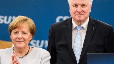 Spitzen von CDU und CSU verabschieden einstimmig Wahlprogramm