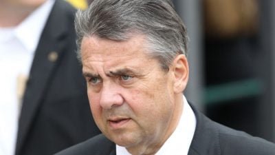 Gabriel besucht Golfregion: Deutschland hat „großes Interesse“ an Beilegung der Katar-Krise