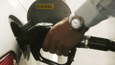 Seehofer will mit Steuererleichterungen Diesel-Markt stützen
