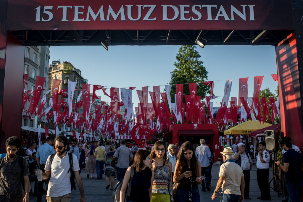 Feierlichkeiten zum ersten Jahrestag des Putschversuchs in der Türkei