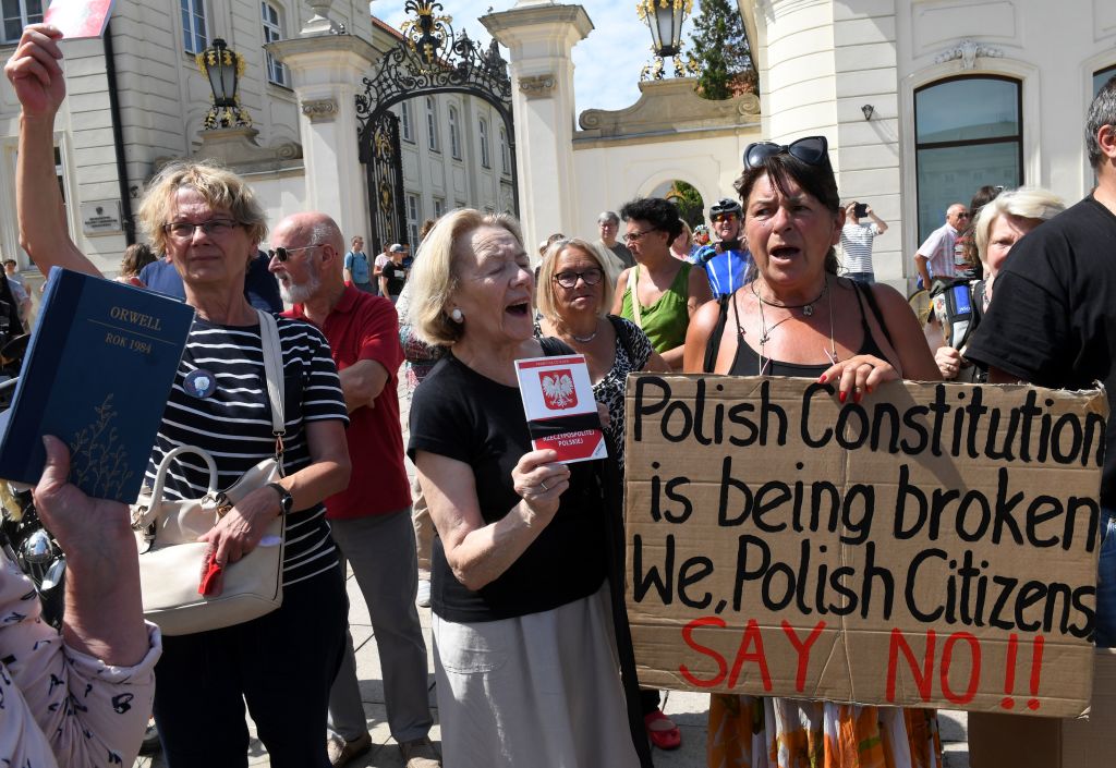 Trotz Veto des Staatschefs: Polens Regierung kündigt Festhalten an Justizreform an