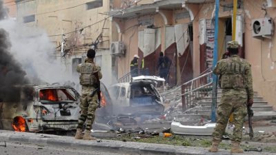 Islamisten-Terror in Afrika: Mindestens fünf Menschen bei Anschlag in Mogadischu getötet + Video