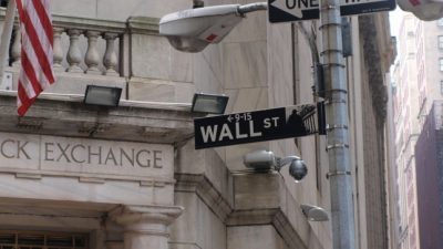 Dow-Jones-Index legt nach Fed-Sitzung zu