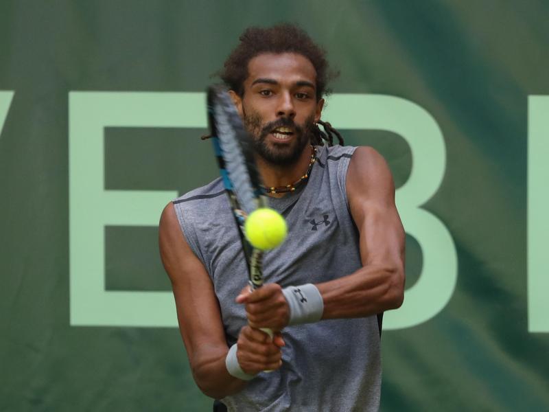 Brown als erster deutscher Tennisprofi in Wimbledon weiter