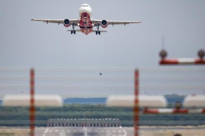 Nepal: Mindestens 40 Tote bei Flugzeugabsturz nahe Kathmandu