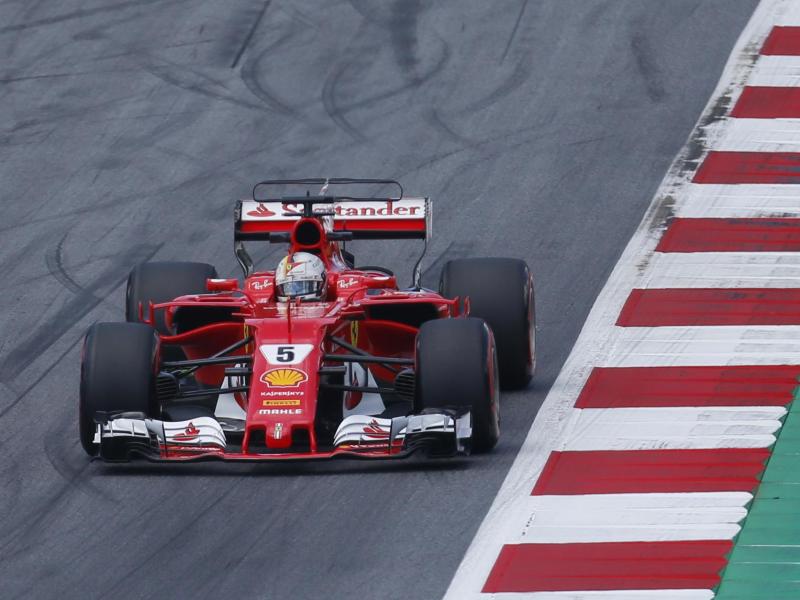 Vettel visiert Pole an – Hypothek für Hamilton