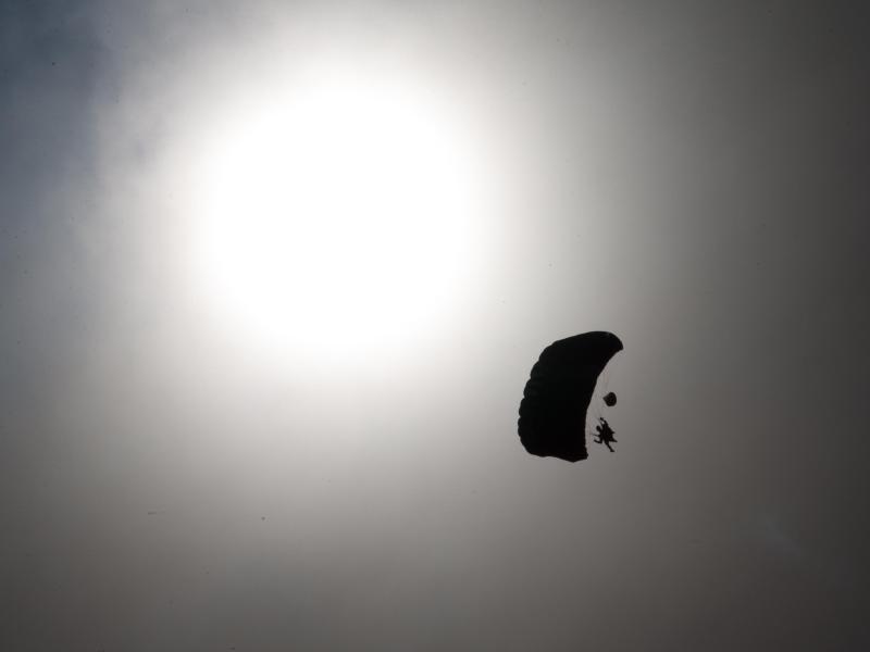59-jährige Fallschirmspringerin in NRW tödlich verunglückt