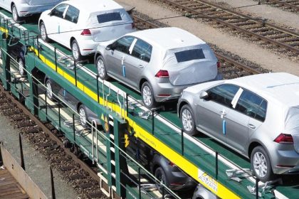 China hebt Zwang zur Beteiligung einheimischer Firmen auf dem Automarkt auf