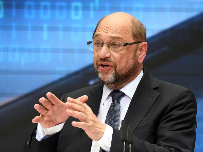 Martin Schulz: Merkel kann gern „in mein Kabinett eintreten“