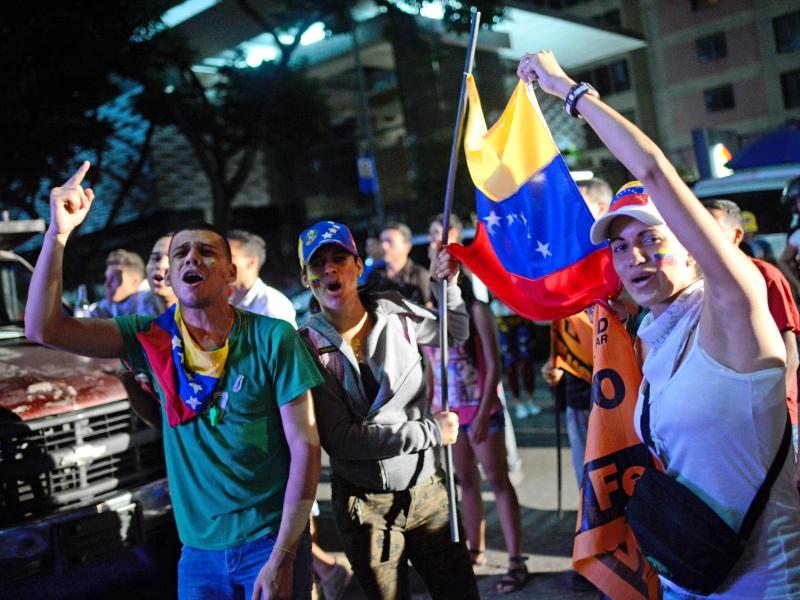 Venezuelas Regierungsgegner setzen Staatsführung mit Generalstreik unter Druck
