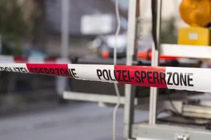Festnahme von vier Teenagern wegen Anschlagsplänen: Verbindungen in die Schweiz