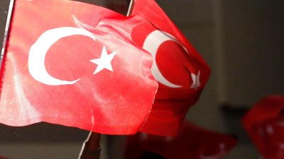 Türke aus Wuppertal bei Heimaturlaub festgehalten