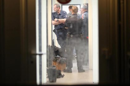 Hamburger Messerattacke: Polizei durchsucht Flüchtlingsunterkunft