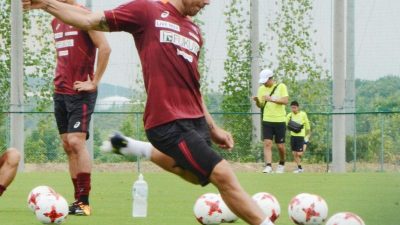 Podolski führt Vissel Kobe zum Sieg