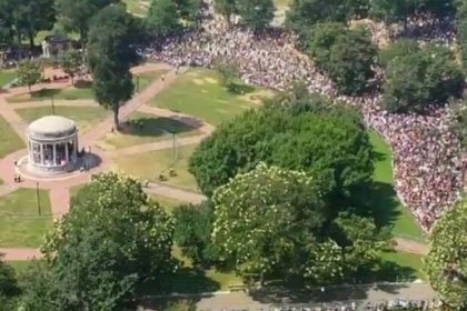 Trump lobt Bostoner Demo gegen Hass – Was steckt dahinter? (+VIDEO)