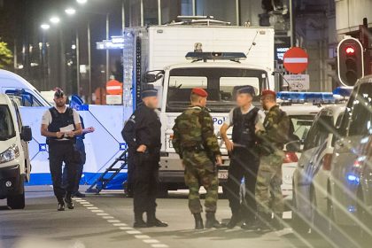Angreifer auf Polizisten vor Buckingham-Palast festgenommen – Mutmaßlicher Terrorist in Belgien erschossen