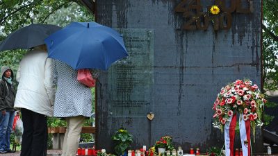 Gedenkstätte für Loveparade-Opfer in Duisburg beschädigt