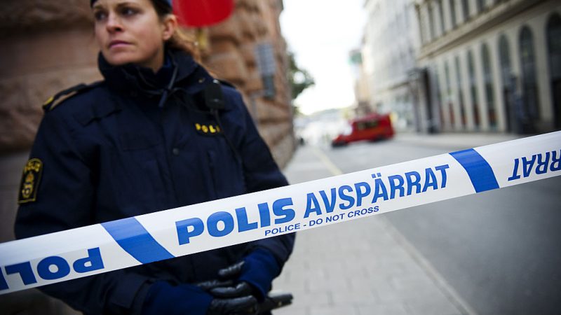 Schweden: Kurdischer Vater weigert sich Töchter zu ermorden, weil sie Jungs die Hand geschüttelt haben – Nun ist er selbst tot