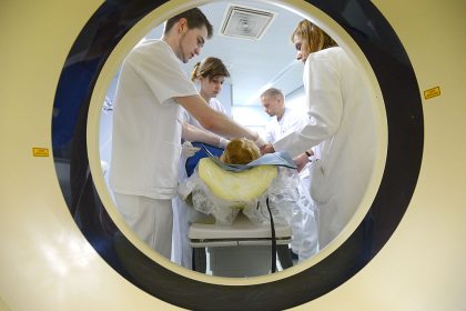 Missstände in Kliniken: Um Operationssaal auszulasten, suchen Ärzte „nach geeignetem Patientenmaterial für OPs“