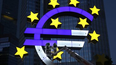 Cryan warnt vor „Blasen an immer mehr Stellen des Kapitalmarktes“: EZB soll Billiggeldkurs beenden