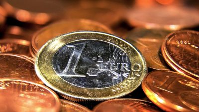 Spitzenökonomen sehen Zukunft des Euro pessimistisch: „Vielleicht wäre es besser, wenn Deutschland die Eurozone verlässt“