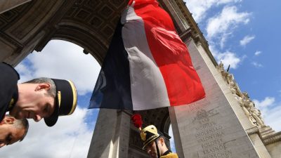 Frankreich: Parlamentarier dürfen keine Verwandten mehr beschäftigen