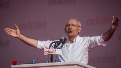 „Kann man das Demokratie nennen?“: Oppositionsführer greift Staatschef Erdogan scharf an
