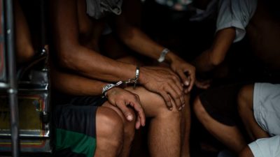 Drogenrazzien auf den Philippinen: 32 Drogenhändler von Polizisten erschossen