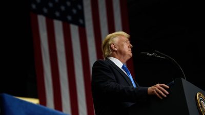 Trump nennt Russland-Geschichte „totale Erfindung“ – Ausrede für die größte Niederlage in der Geschichte der US-Politik