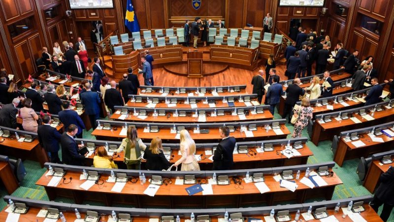 Kosovos neues Parlament scheitert mit Wahl von Parlamentspräsident