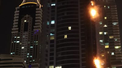 Großbrand in einem der höchsten Wolkenkratzer in Dubai ausgebrochen