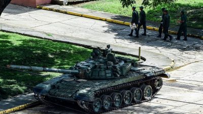 Venezuela: Drahtzieher des Angriffs auf Militärstützpunkt gefasst – Sie erhalten „exemplarische Strafe“