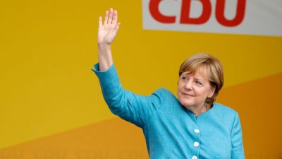 Wahlkampfauftritt in Erlangen: Kanzlerin Merkel erntet Buh-Rufe, Pfiffe und Applaus + Video