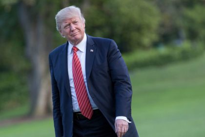 Trump will aus Syrien abziehen und lässt mehr als 200 Millionen Dollar Syrien-Gelder einfrieren