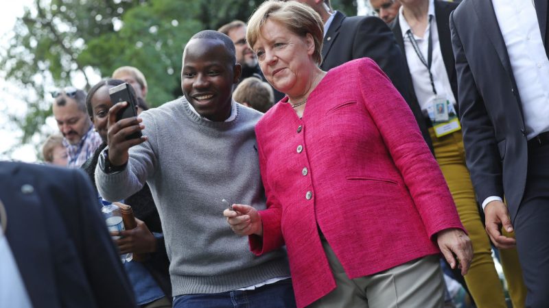 Merkel kann sich Kontingente für legale Einwanderung aus Afrika „sehr gut“ vorstellen