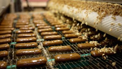 Weihnachtsleckereien: Lebkuchen-Produktion läuft
