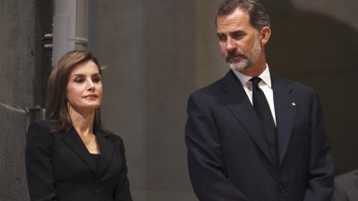 Terrorzelle von Barcelona hatte 120 Gasflaschen für Anschläge gehortet – Trauerfeier mit Königspaar