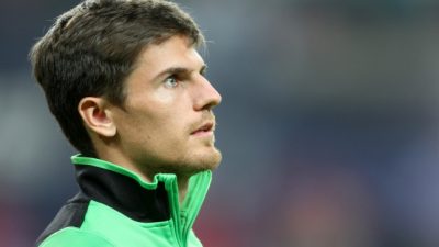 Borussia Mönchengladbach rettet sich in nächste Pokalrunde
