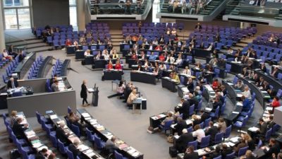 Bundestag: 610 der 655 Abgeordneten haben Nebentätigkeiten